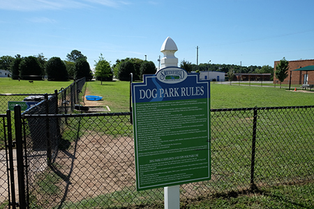 List of dog park rules, located at the entrance